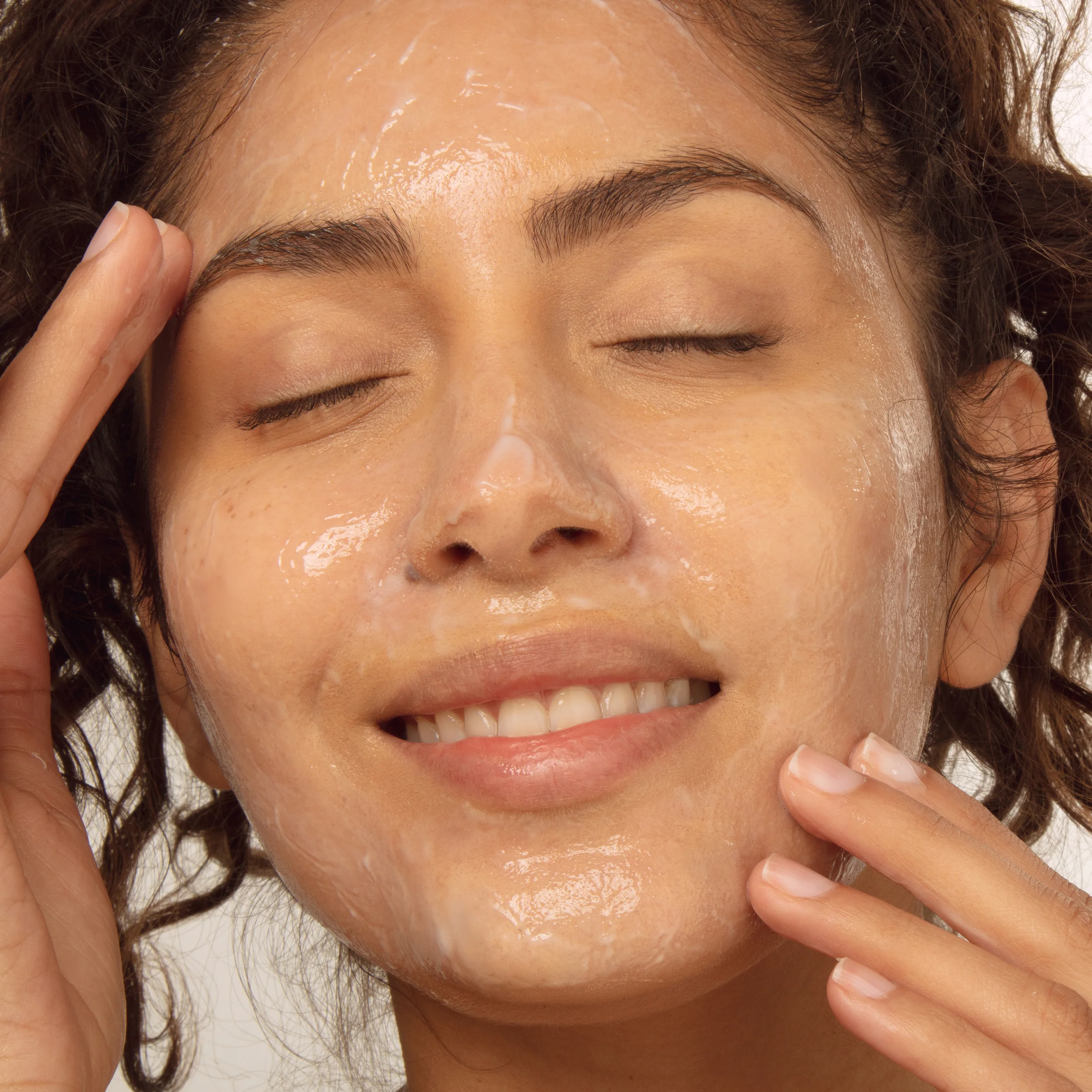 Argan Oil Creamy Cleanser - Image 4